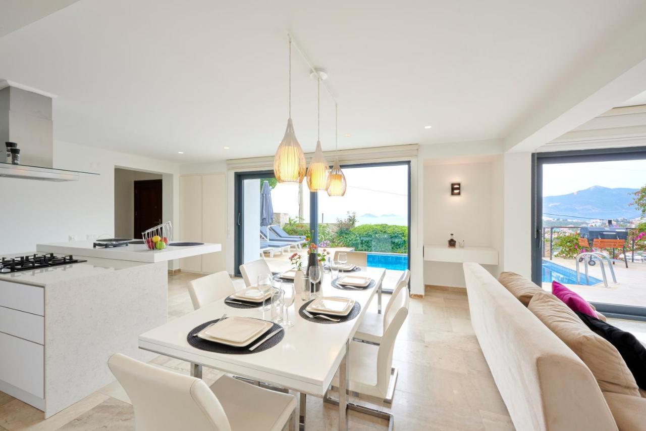 Vilă Luxus Skyla Mit 5 Schlafzimmern & Meer-blick Kaș